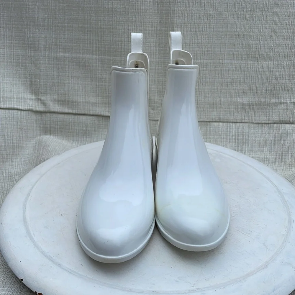 Sam Edelman Women’s White Rain Boots Sz 8
